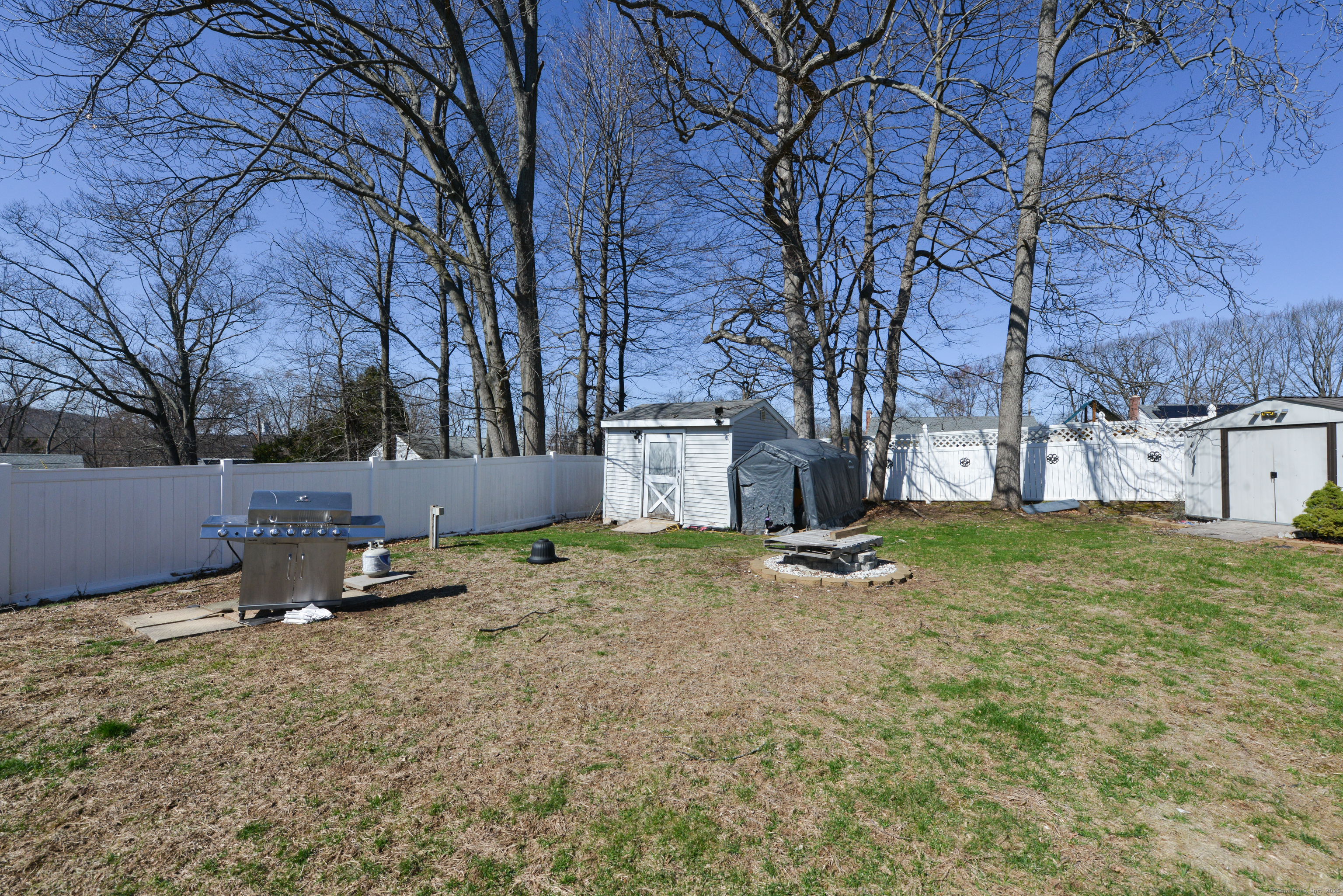 61 Kenyon Circle, New Britain, Connecticut image 29