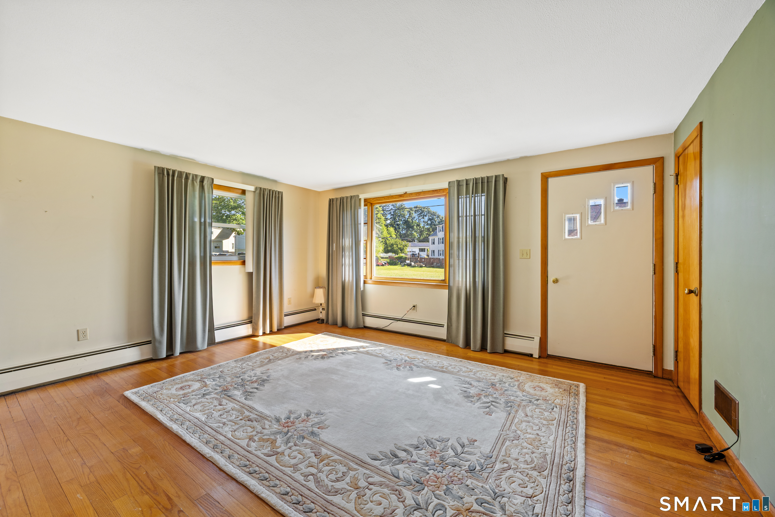 32 Moreland Avenue