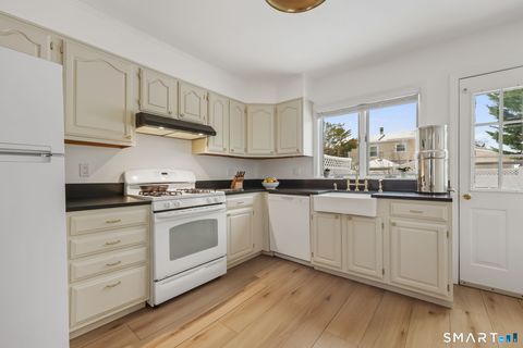 Tiny photo for 19 Windy Knolls Road #Right Side, Greenwich, CT 06831 (MLS # 24145348)