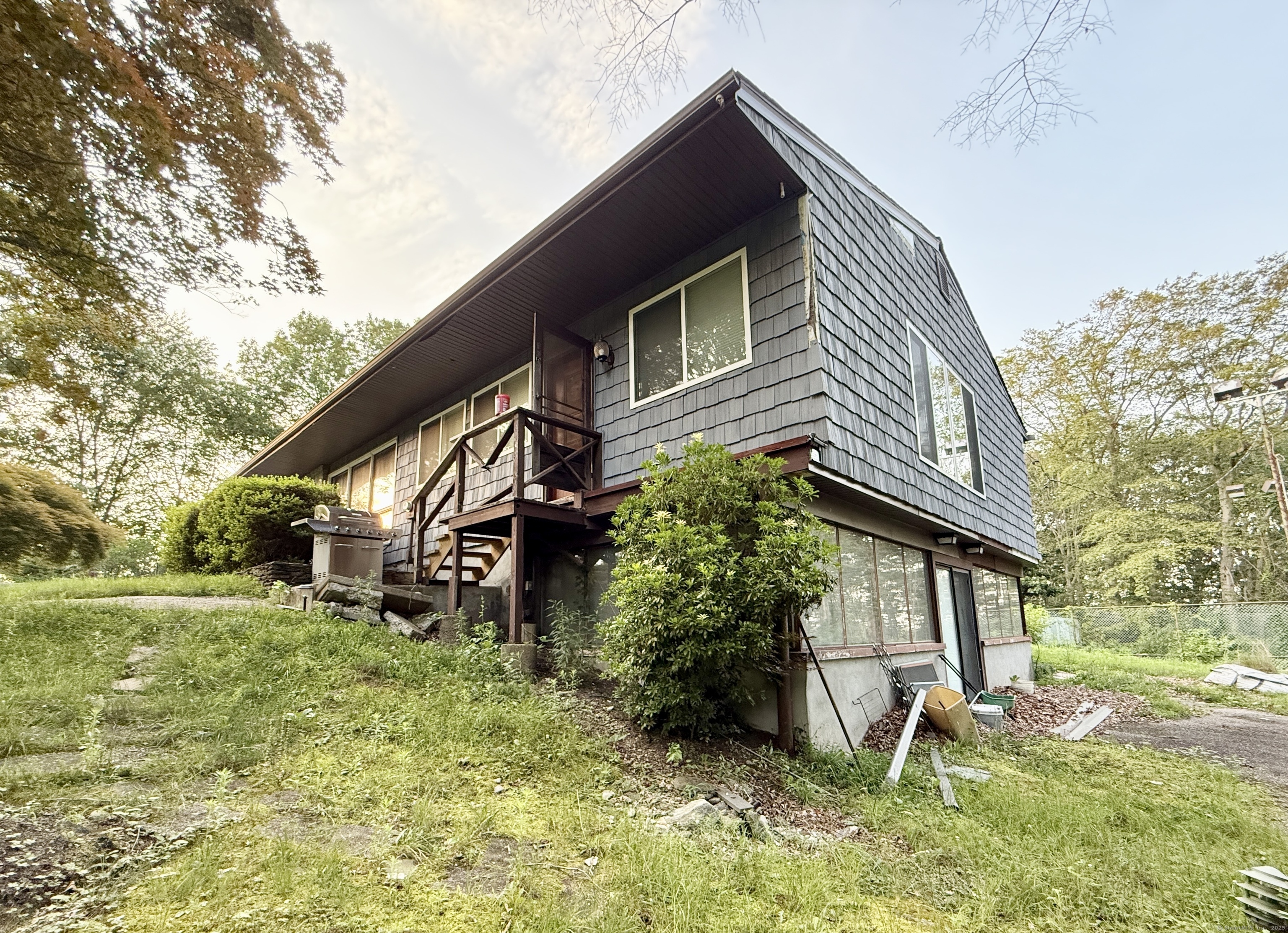 19 Davis Road