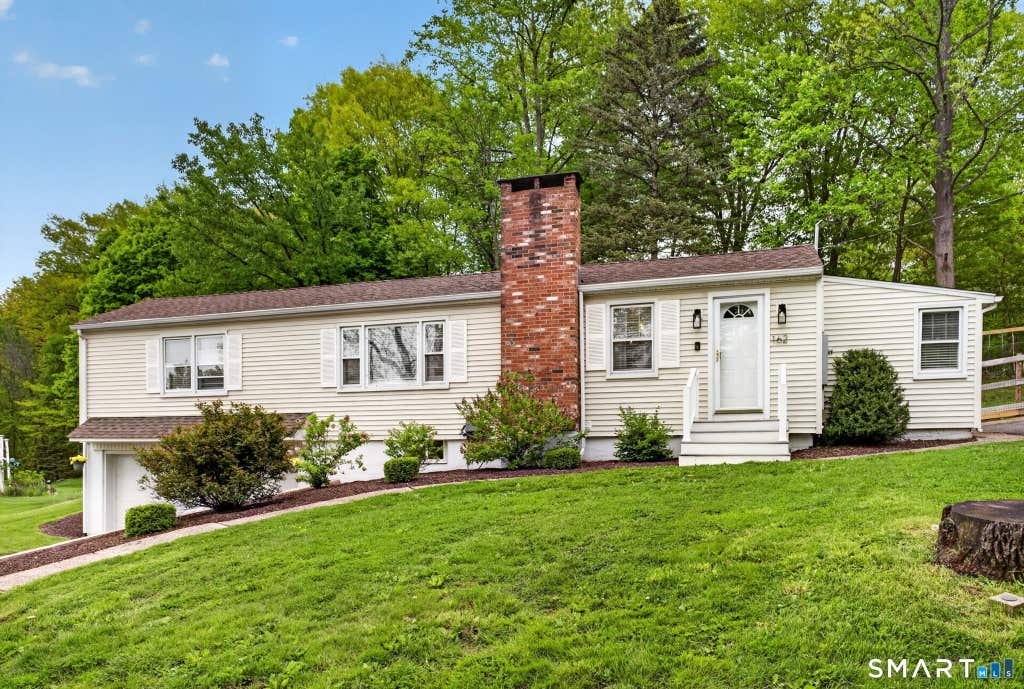 Photo of 162 Old Middle Street, Middletown, CT 06457 (MLS # 24174802)