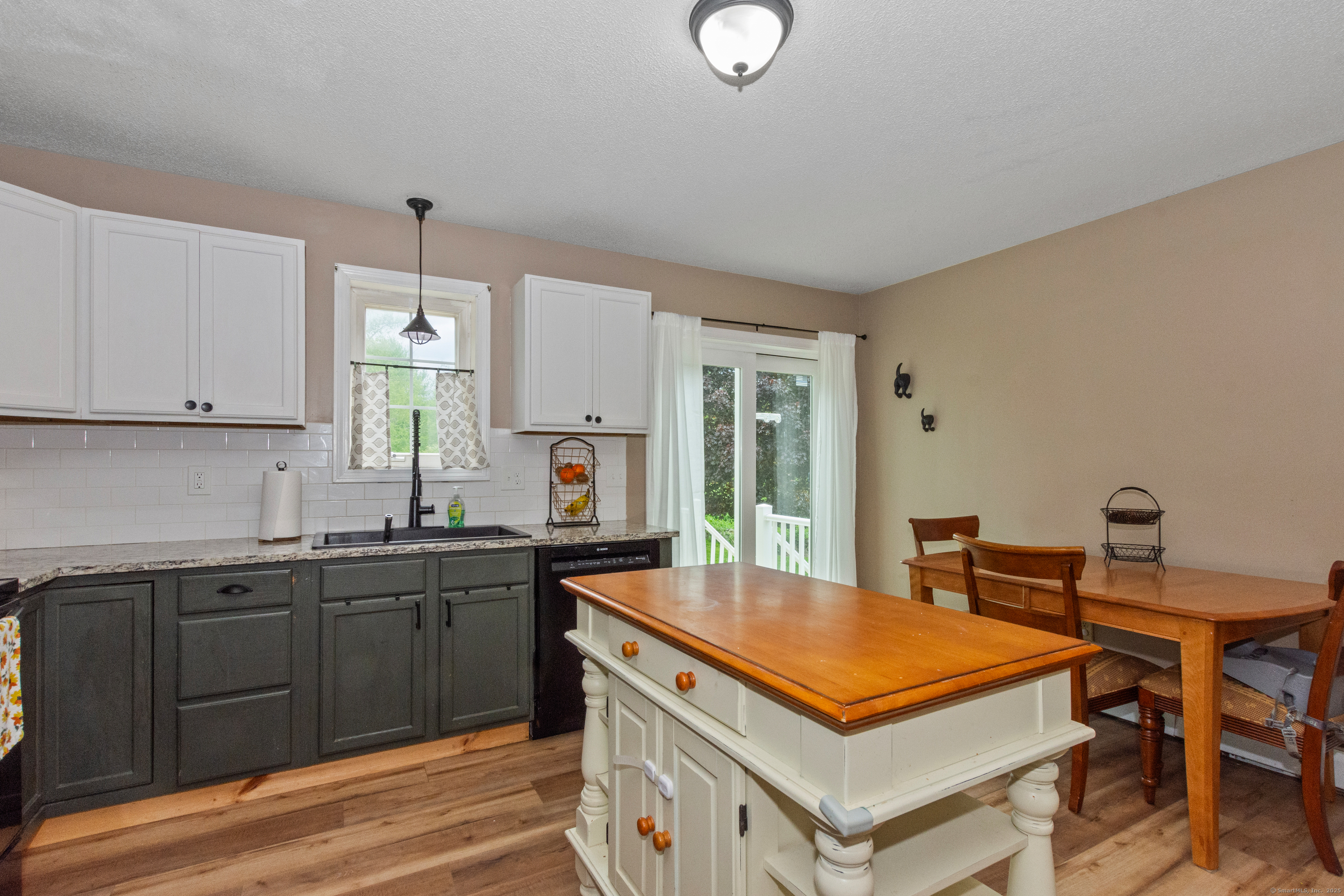 43 Huntington Drive, Plainfield, Connecticut image 3