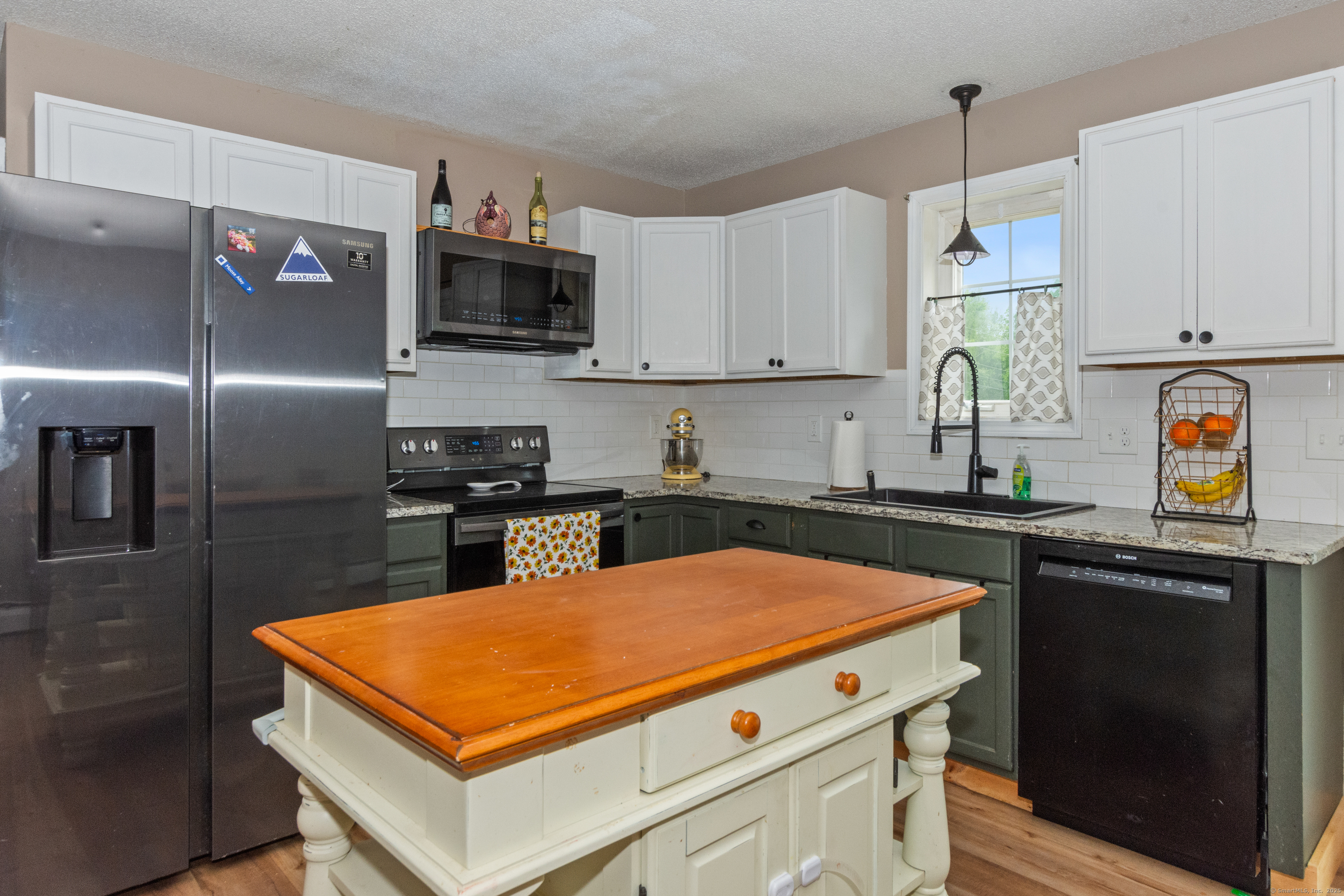43 Huntington Drive, Plainfield, Connecticut image 2