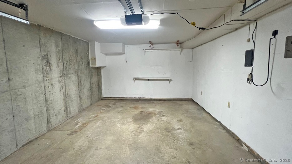 140 Thompson Street APT 26B