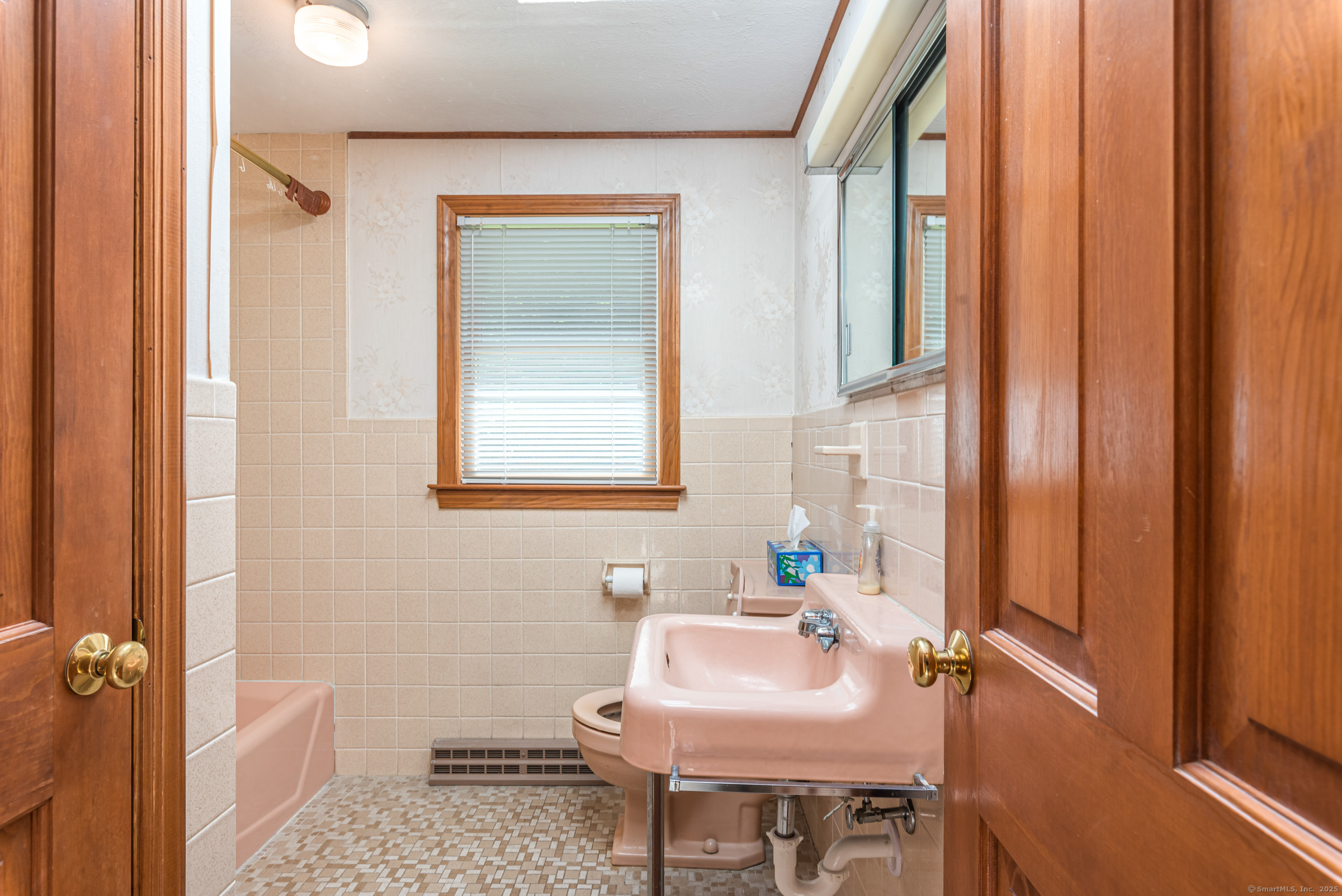 48 Warren Street, Cheshire, Connecticut image 19