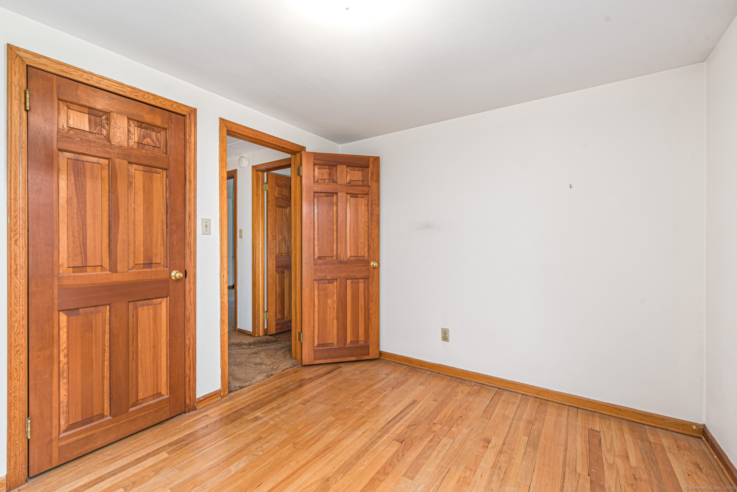 48 Warren Street, Cheshire, Connecticut image 28
