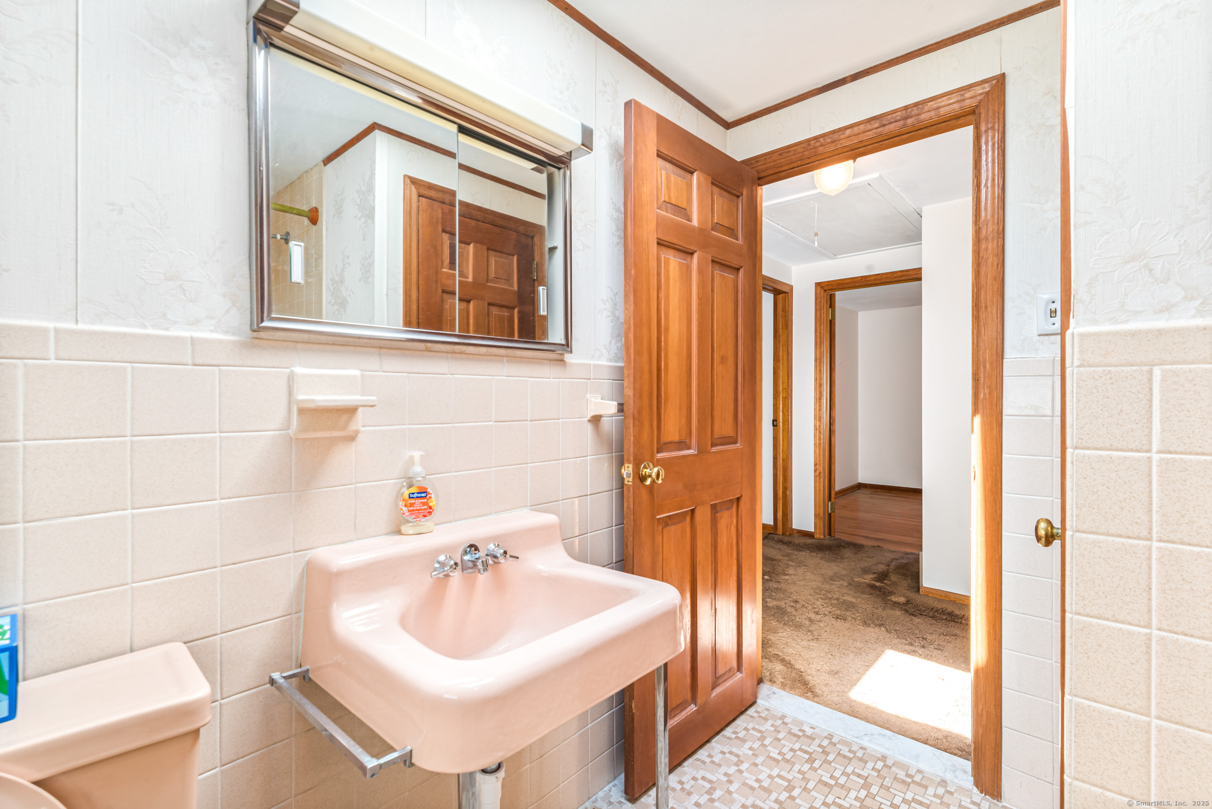 48 Warren Street, Cheshire, Connecticut image 20