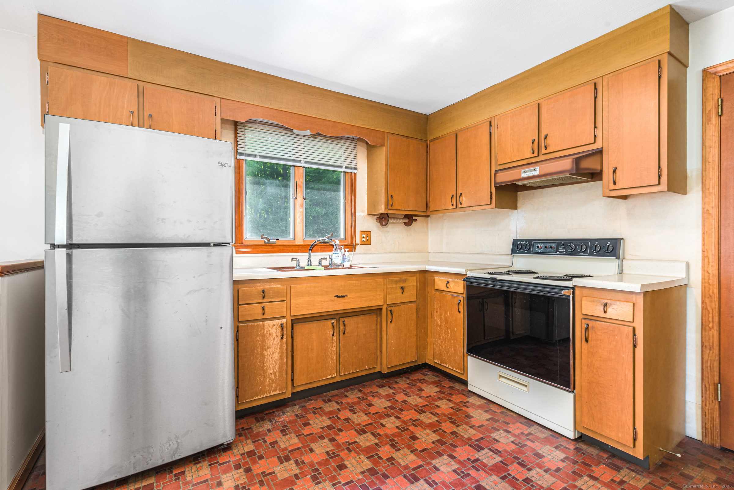 48 Warren Street, Cheshire, Connecticut image 14