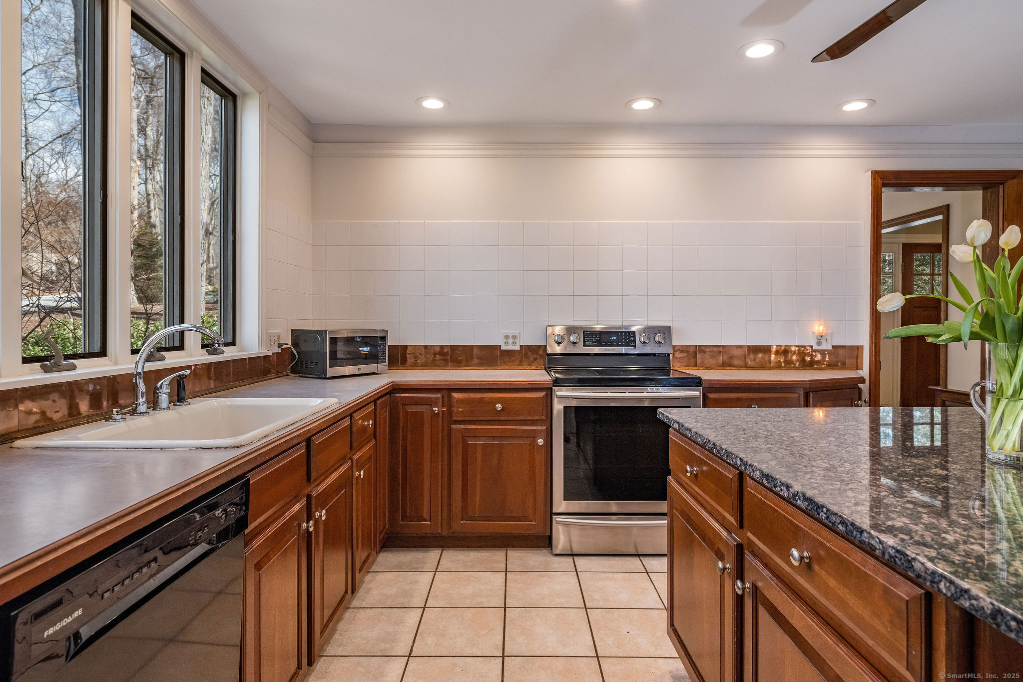 35 Lovers Lane, Madison, Connecticut image 10
