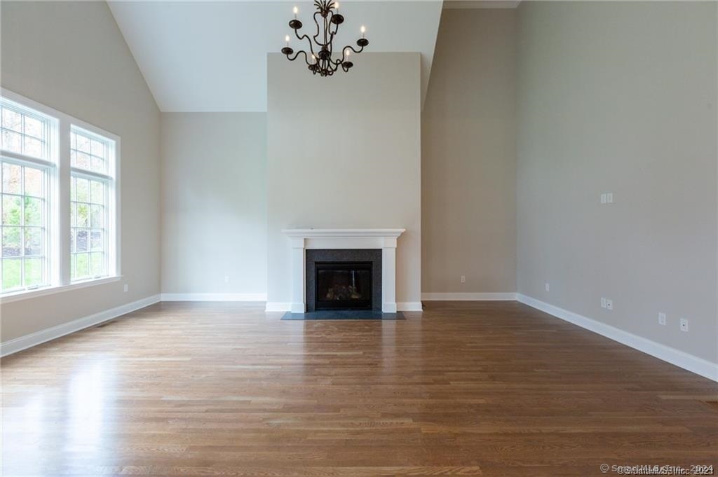 22 Somerset Drive, Middlebury, Connecticut image 6