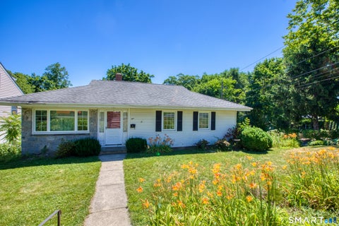 Photo of 1 Pilgrim Drive, Greenwich, CT 06831 (MLS # 24186503)