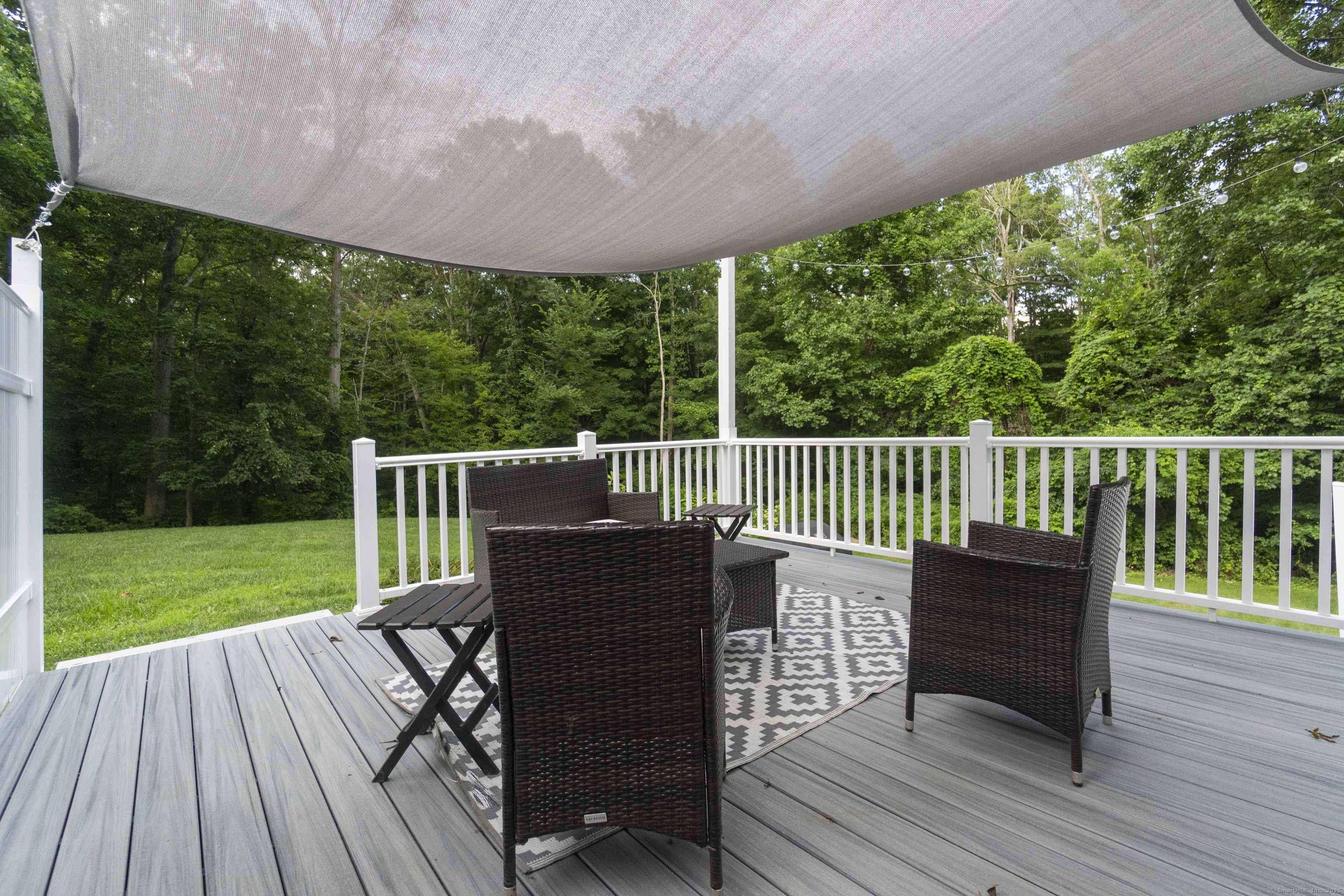 Guilford, Connecticut 06437, United States, 3 Bedrooms Bedrooms, ,2 BathroomsBathrooms,Residential,Active,168106