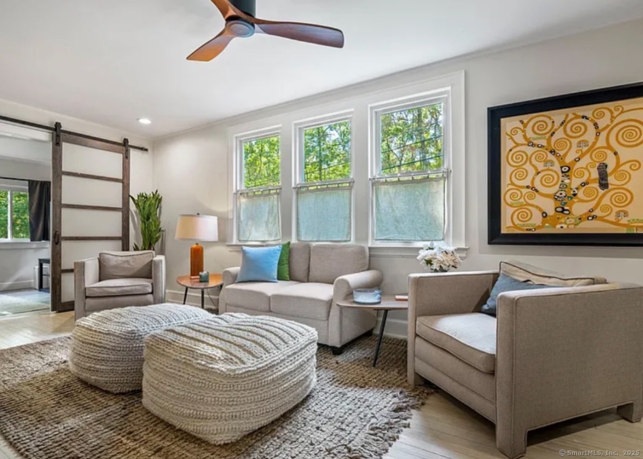 Guilford, Connecticut 06437, United States, 3 Bedrooms Bedrooms, ,2 BathroomsBathrooms,Residential,Active,168106