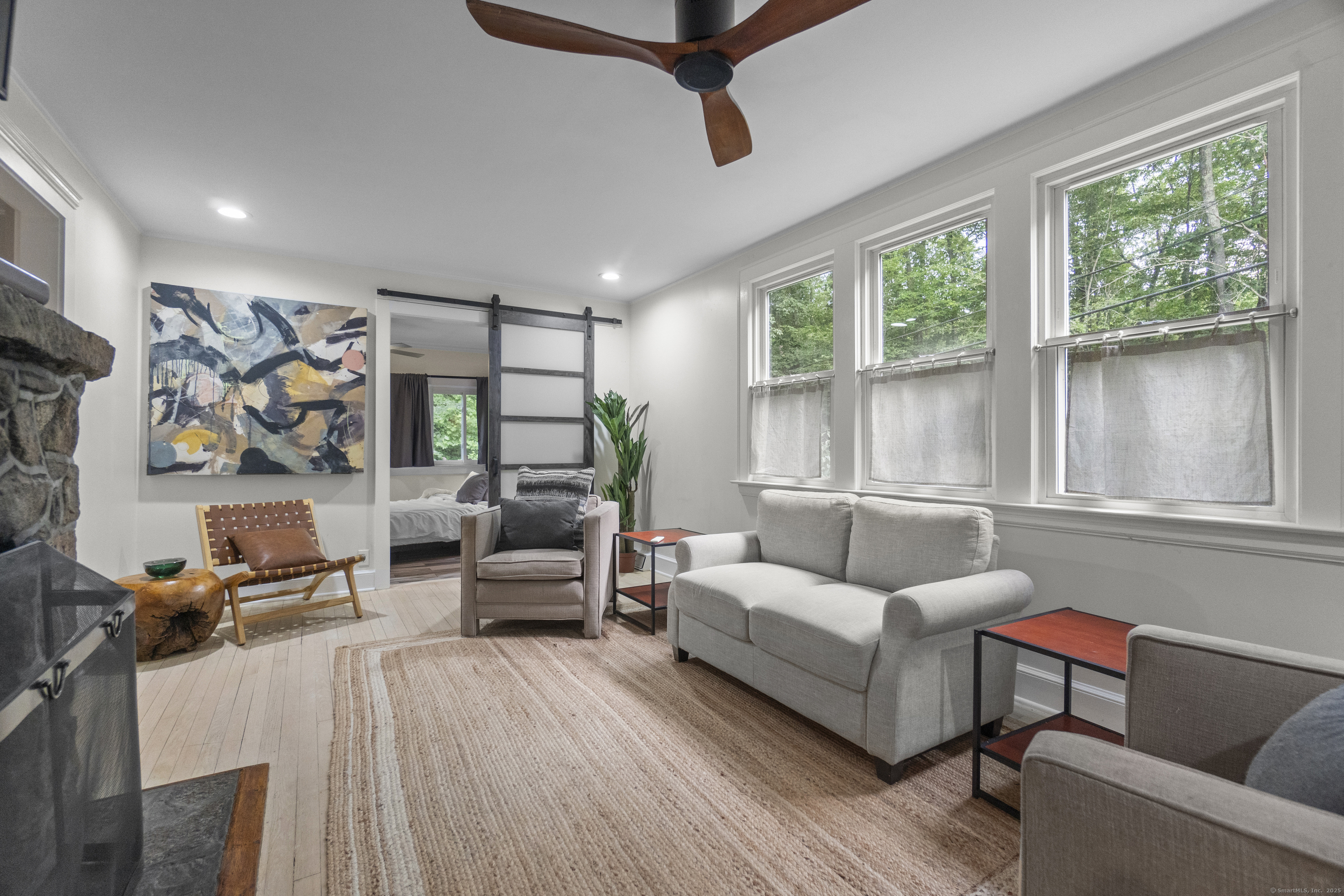 Guilford, Connecticut 06437, United States, 3 Bedrooms Bedrooms, ,2 BathroomsBathrooms,Residential,Active,168106