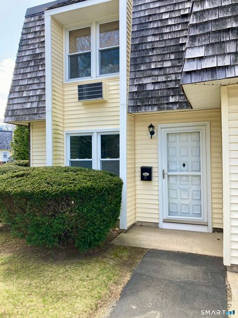 Photo of 127 Black Point Road #31, East Lyme, CT 06357 (MLS # 24165091)