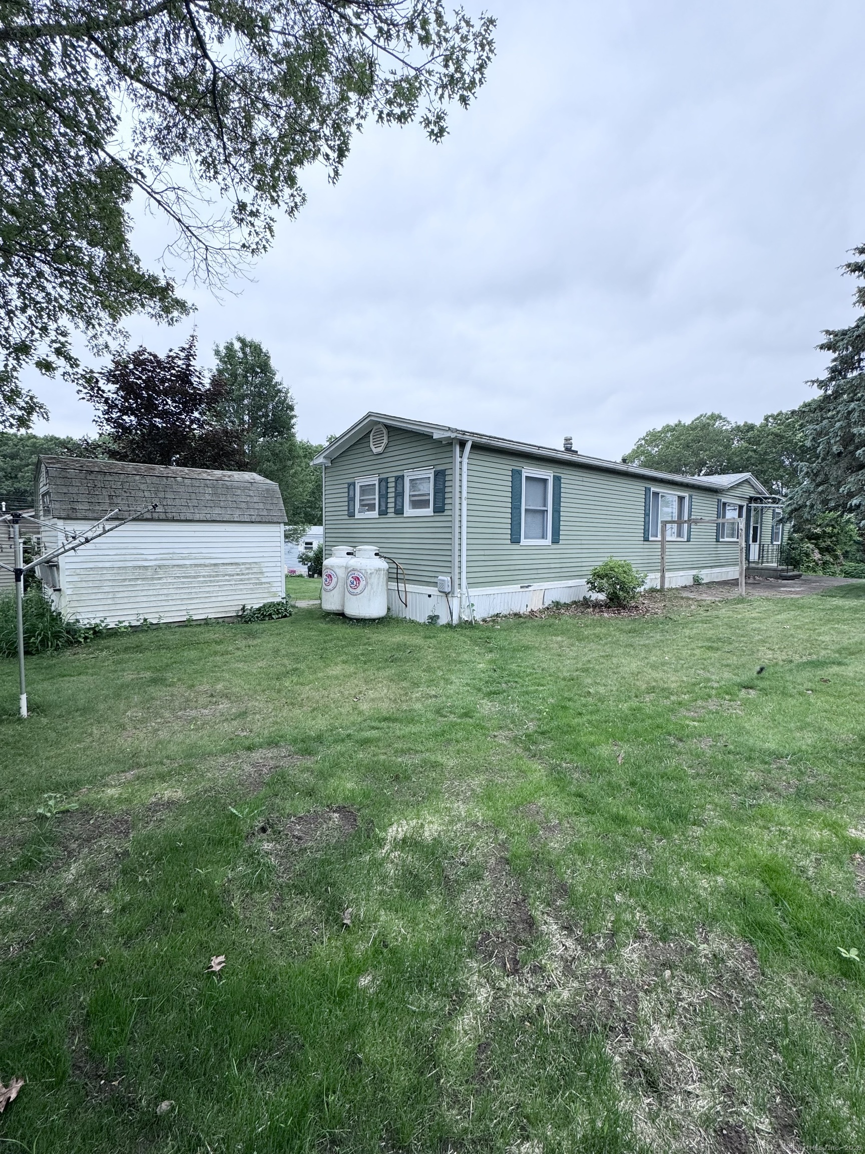 3 Stonewood Terrace