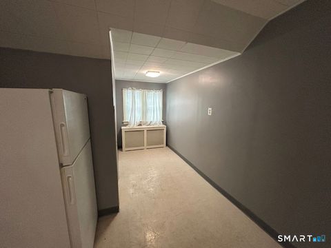 Tiny photo for 106 Maplewood Avenue #3rd Floor, West Hartford, CT 06119 (MLS # 24157303)