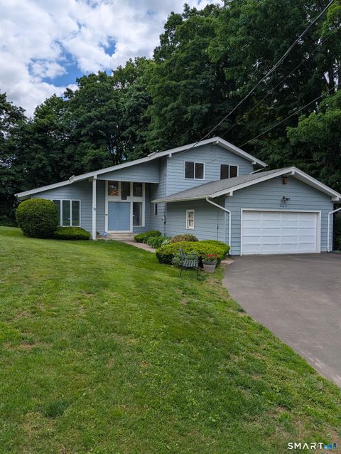 Photo of 22 Terry Plains Road, Bloomfield, CT 06002 (MLS # 24179287)
