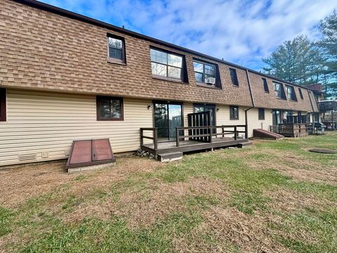 Tiny photo for 7 Homestead Lane #7, Brookfield, CT 06804 (MLS # 24154109)