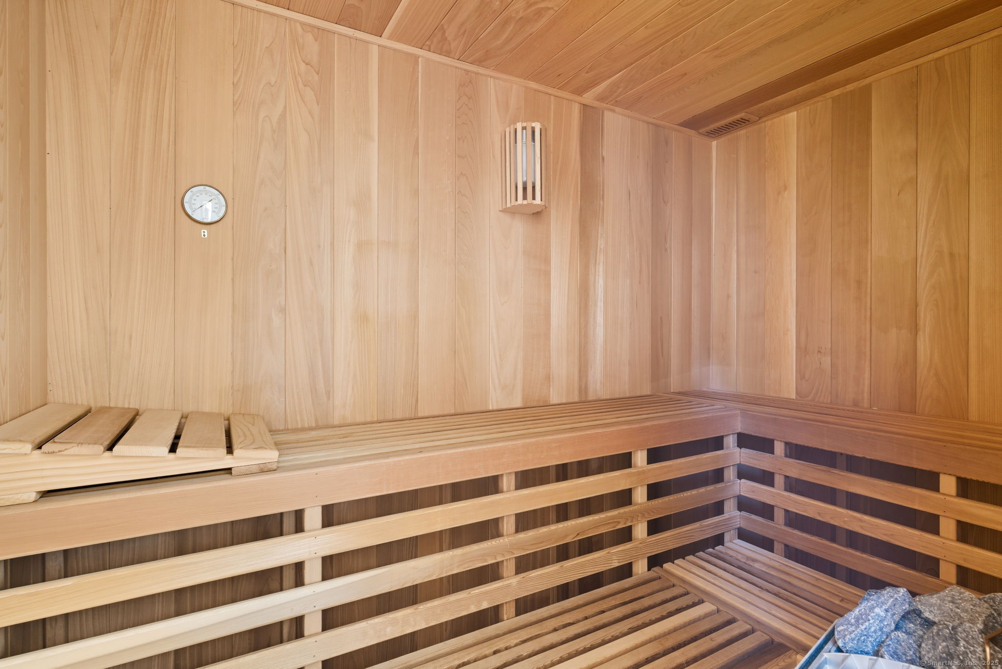 Old Lyme, Connecticut 06371, United States, 4 Bedrooms Bedrooms, ,4 BathroomsBathrooms,Residential,Active,130822