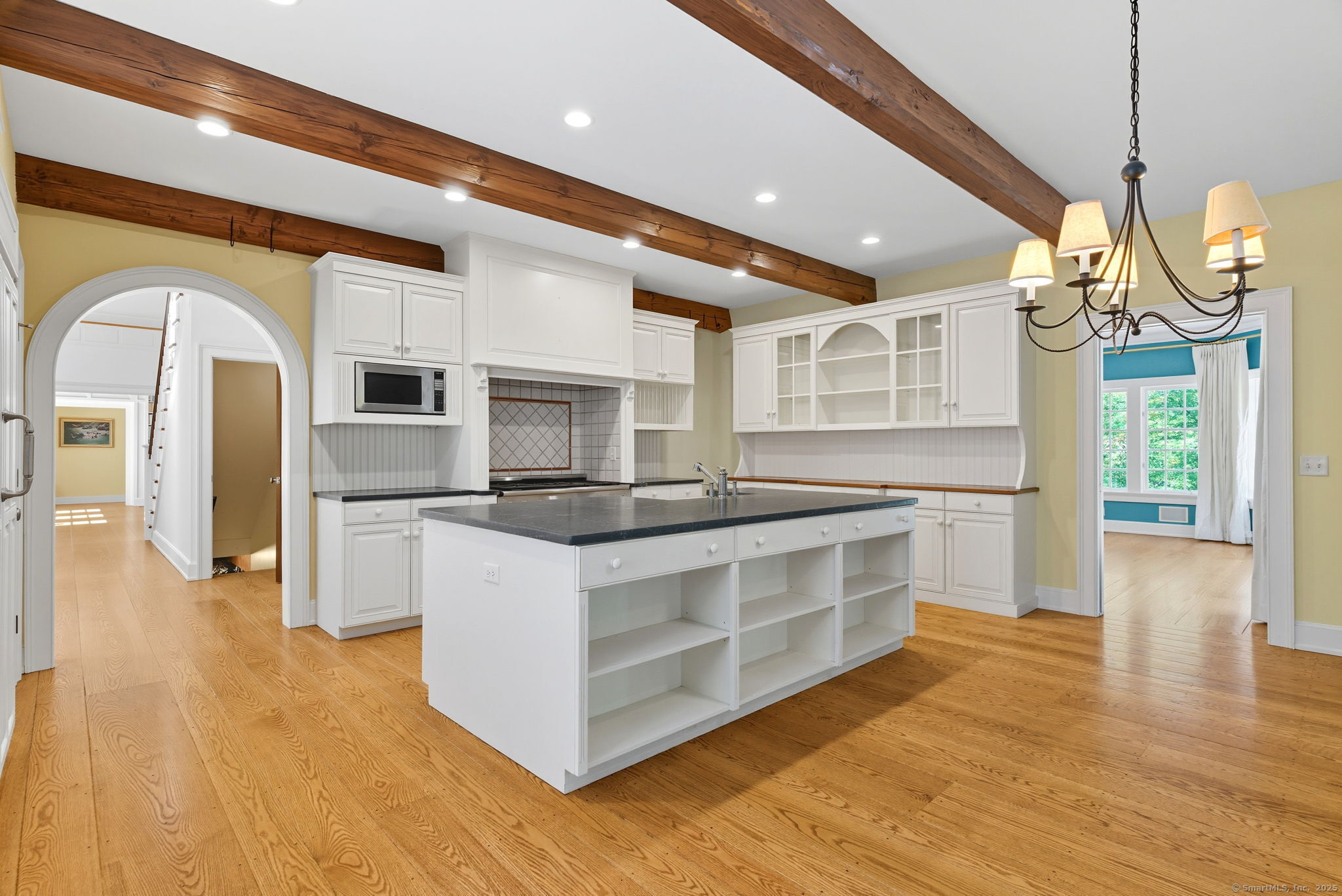 Old Lyme, Connecticut 06371, United States, 4 Bedrooms Bedrooms, ,4 BathroomsBathrooms,Residential,Active,130822