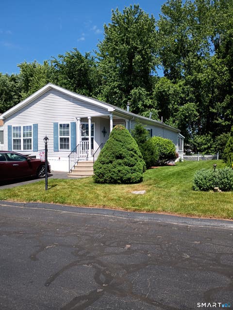 Photo of 23 Laurel Circle, East Windsor, CT 06088 (MLS # 24183094)