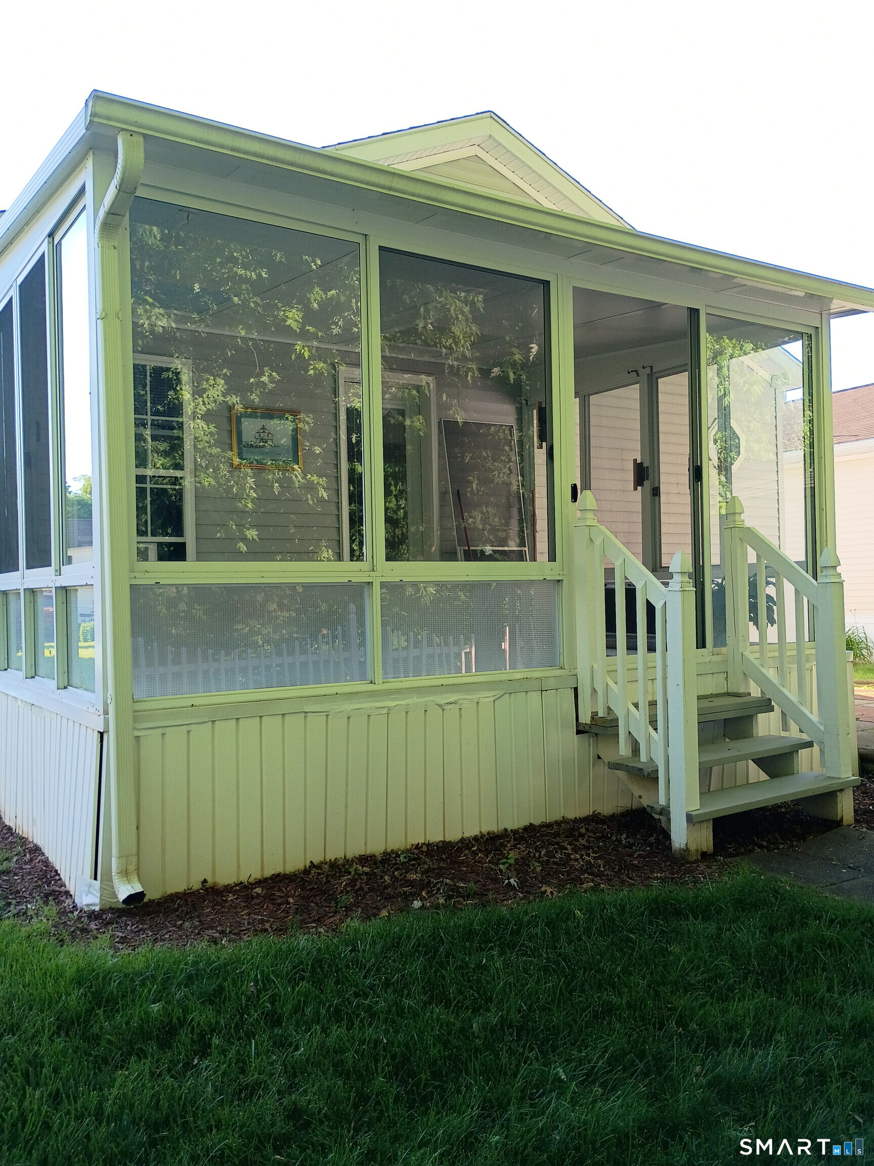 23 Laurel Circle