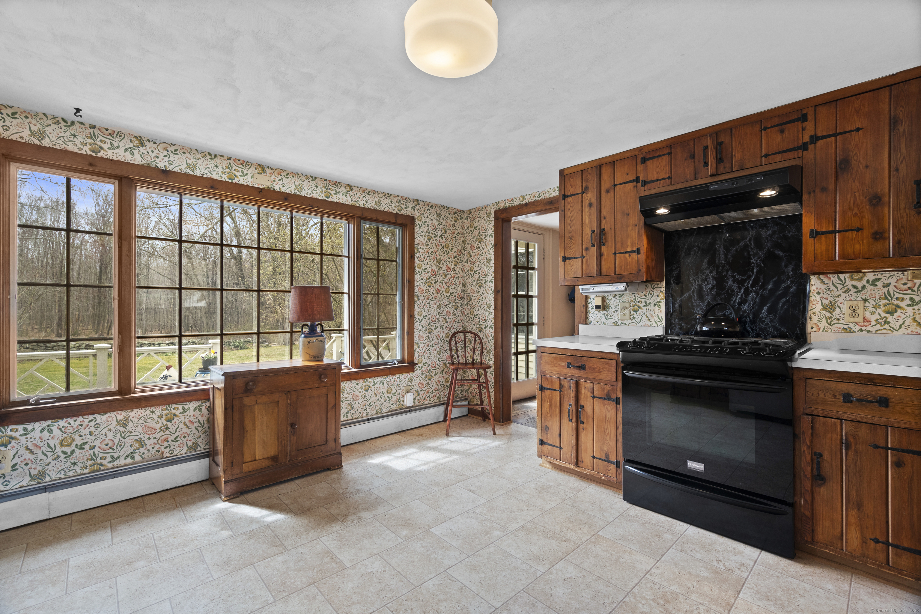 84 Roast Meat Hill Road, Killingworth, Connecticut image 16