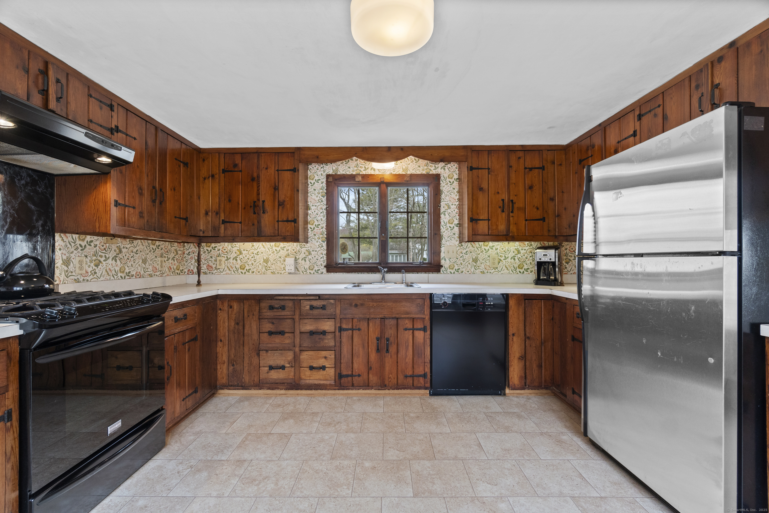 84 Roast Meat Hill Road, Killingworth, Connecticut image 14