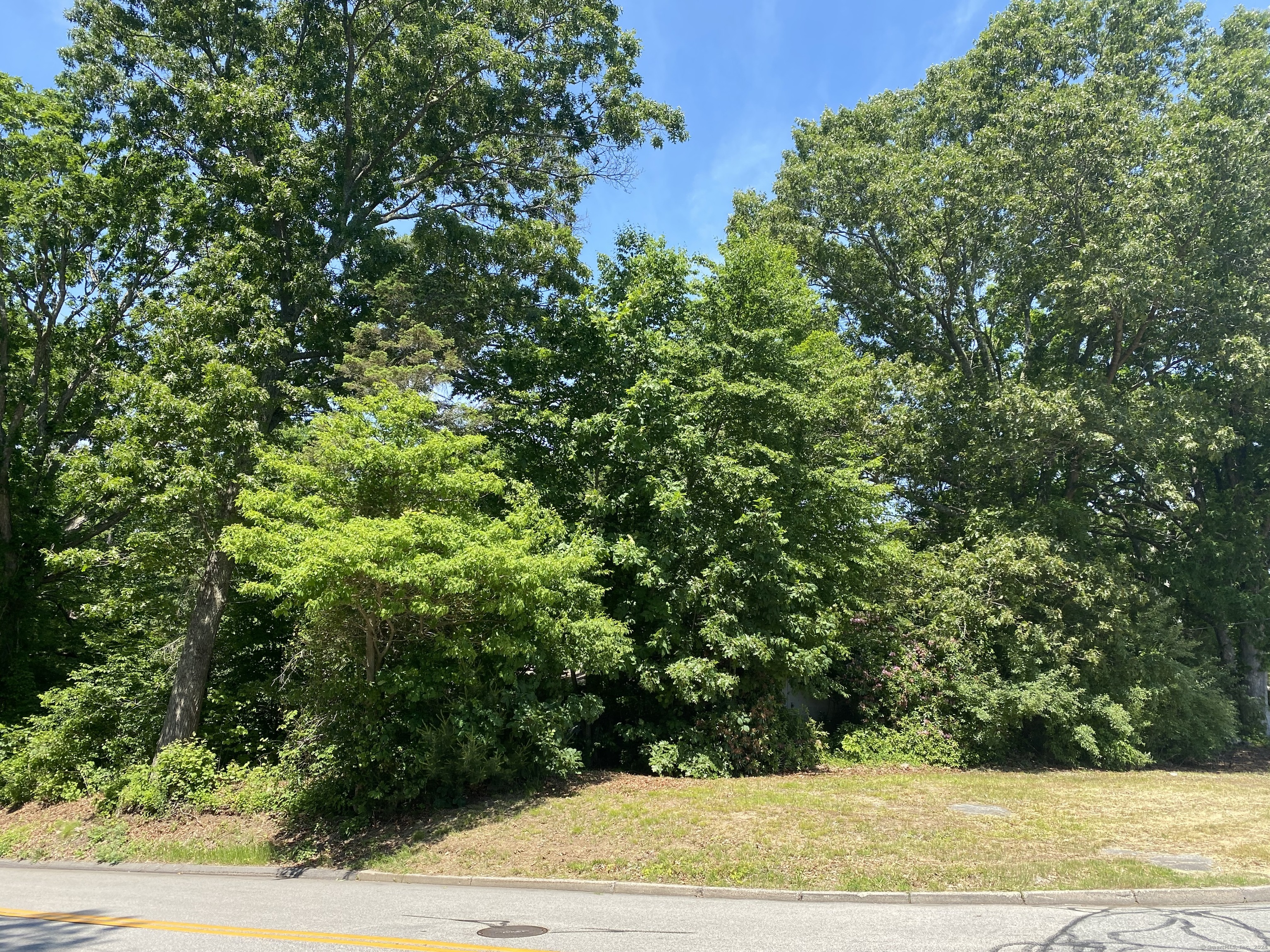 828 Vauxhall Street Extension, Waterford, Connecticut image 12