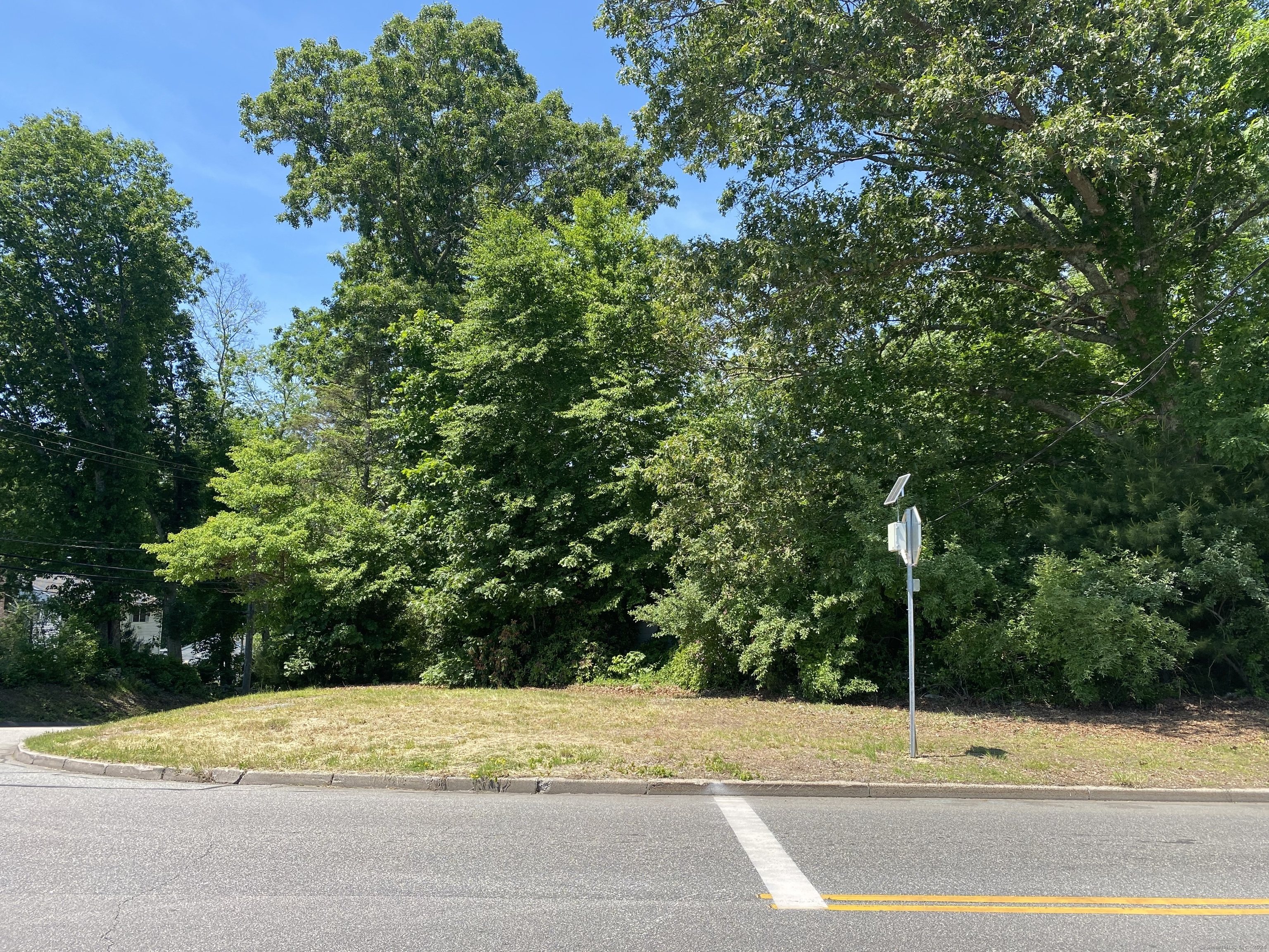 828 Vauxhall Street Extension, Waterford, Connecticut image 8
