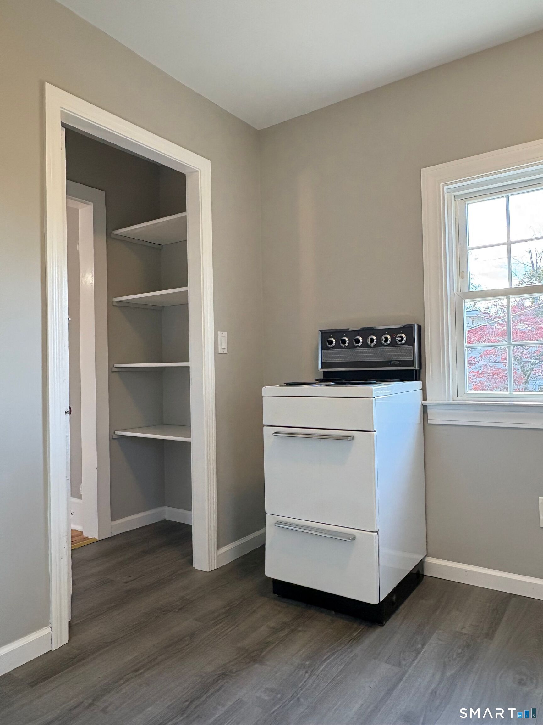 548 Main Street 2