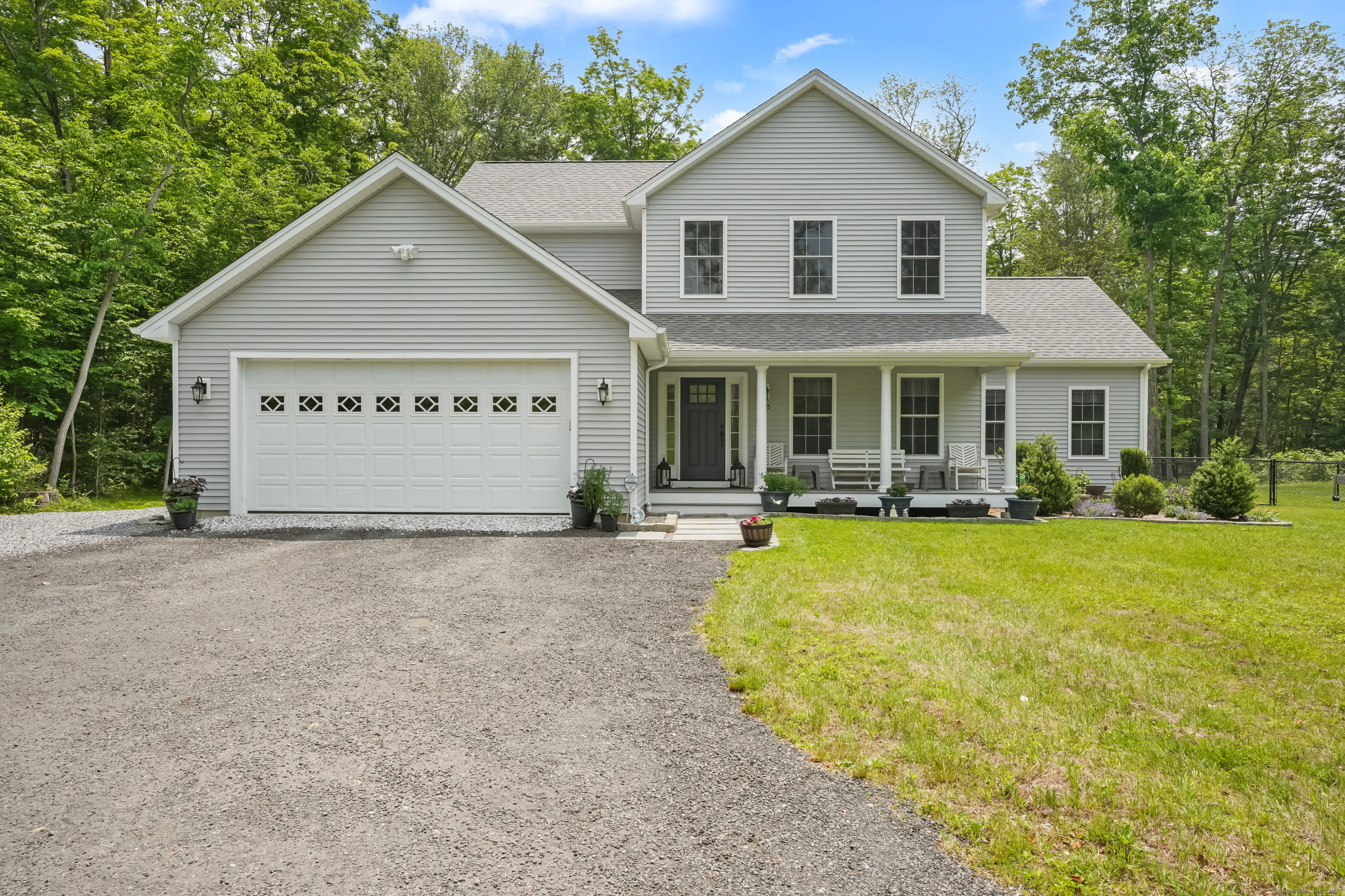 Property for Sale at Kettletown Road, Southbury, Connecticut - Bedrooms: 4 
Bathrooms: 3 
Rooms: 8  - $765,000