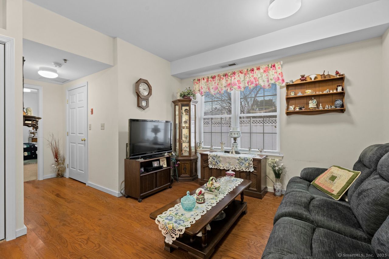 510 First Avenue #107, West Haven, Connecticut image 9