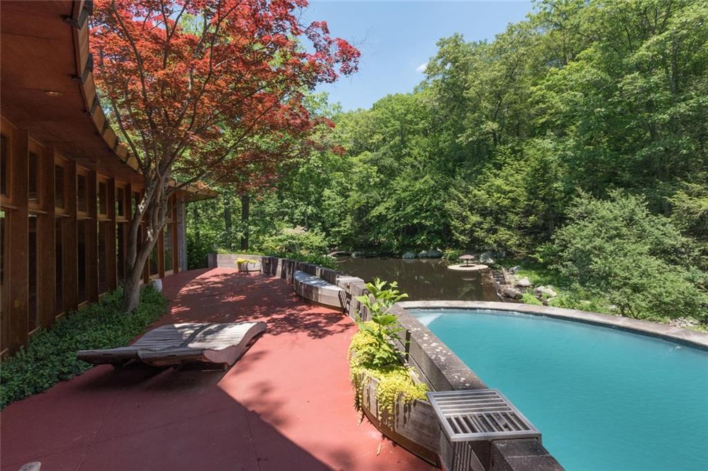 Photo 1 of 432 Frogtown Road, New Canaan, Connecticut, $4,800,000, Web #: 99170703