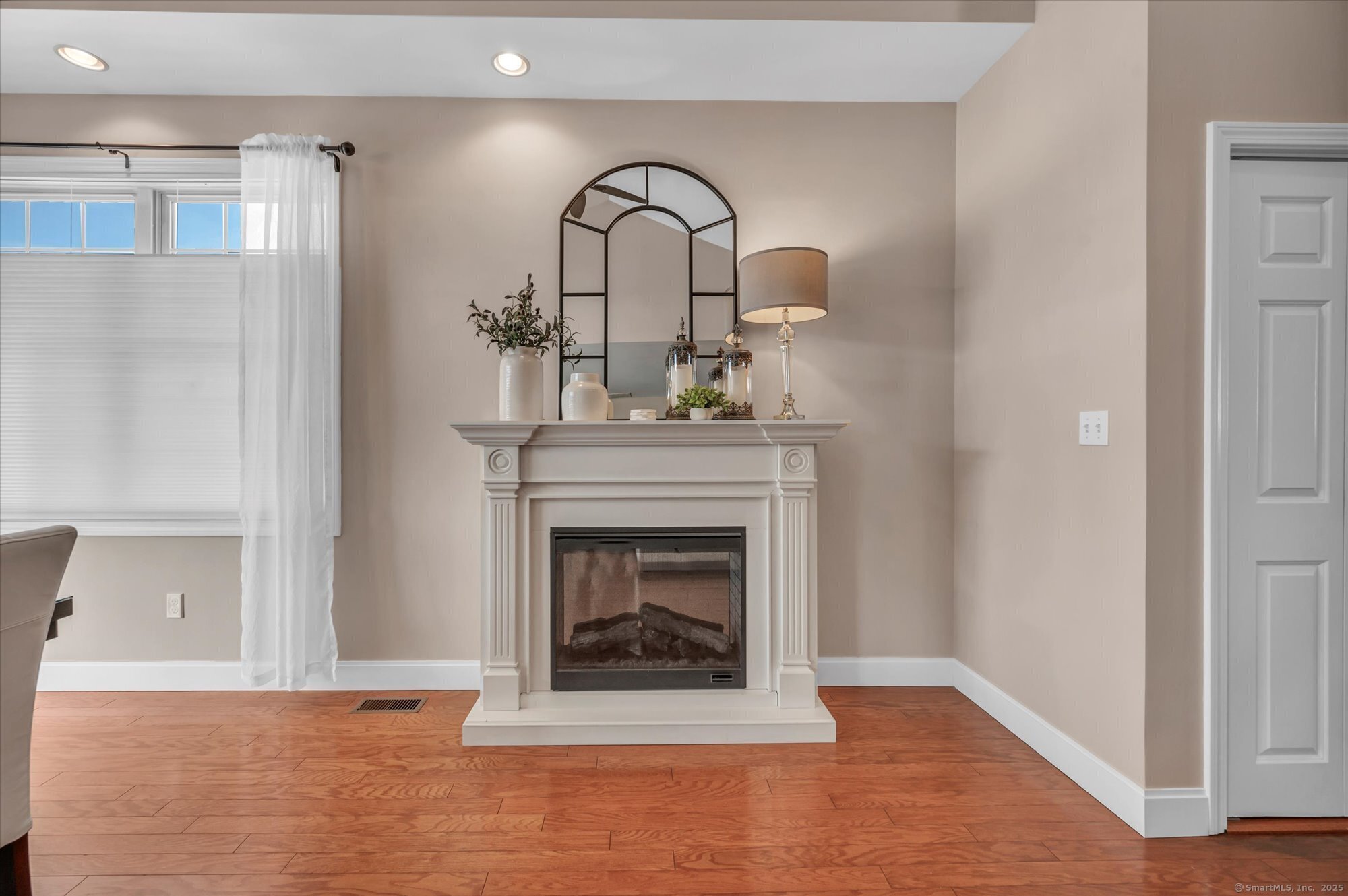 4 Pond View Circle #4, North Haven, Connecticut image 14