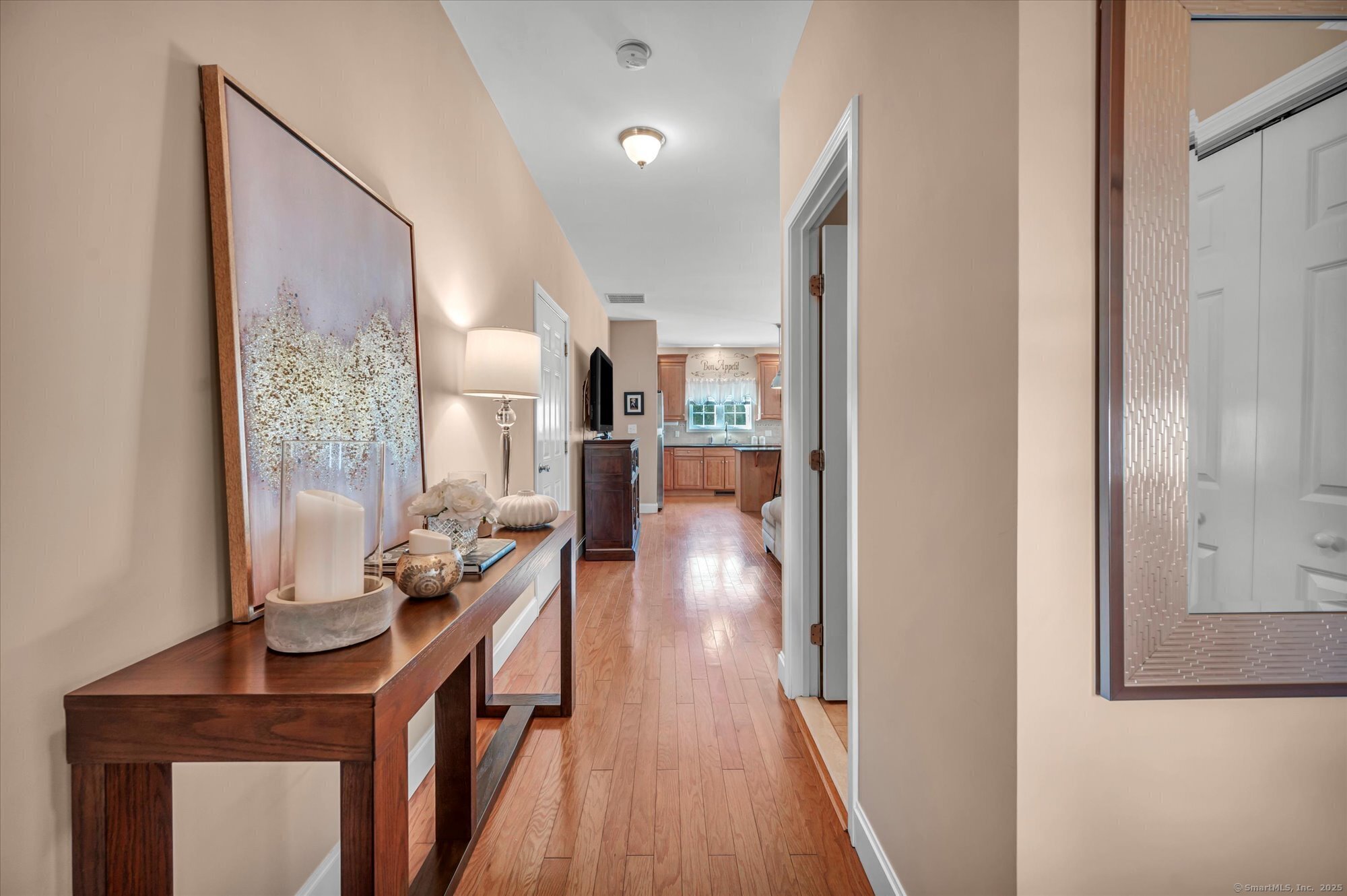 4 Pond View Circle #4, North Haven, Connecticut image 3