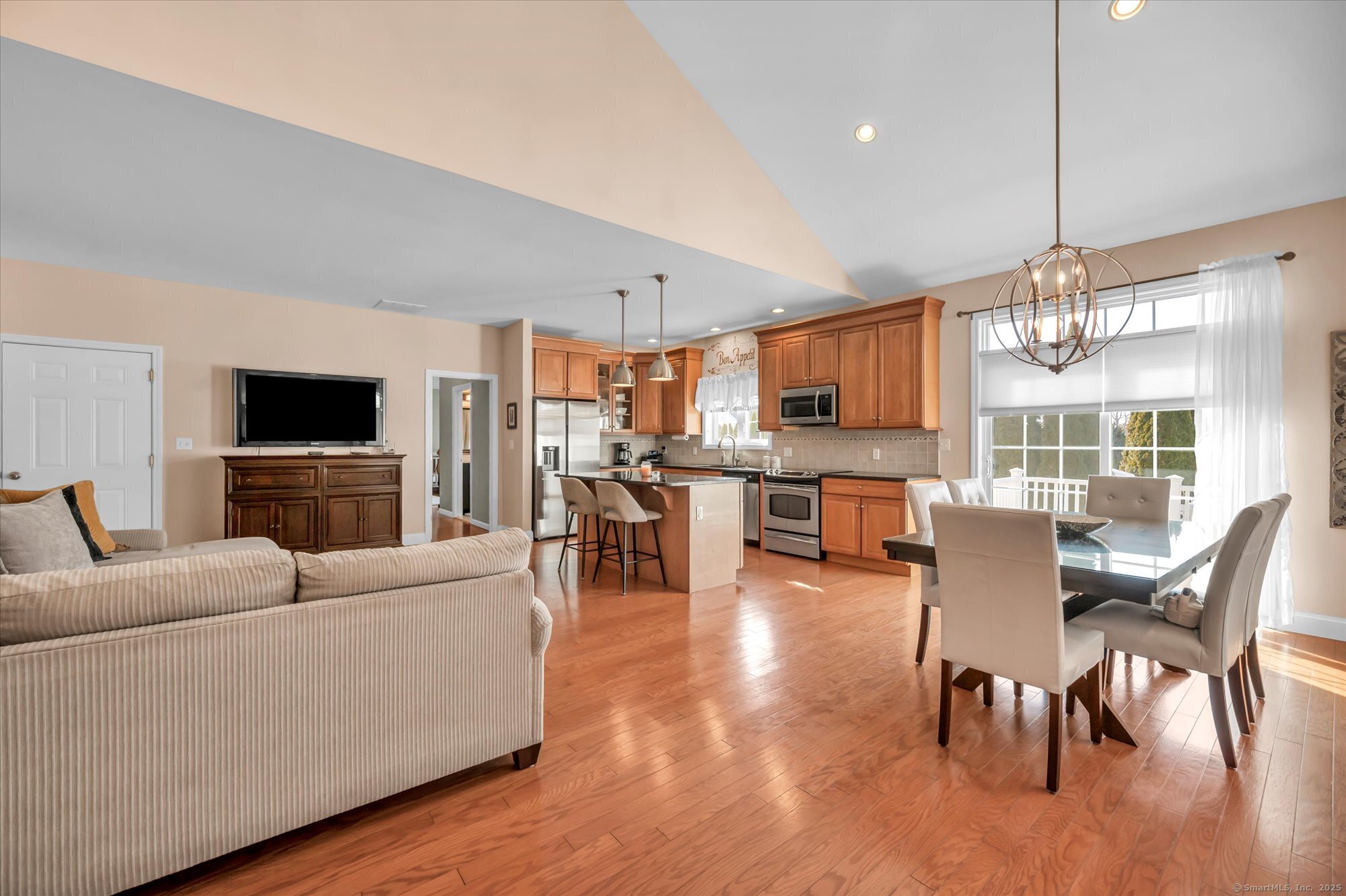 4 Pond View Circle #4, North Haven, Connecticut image 15