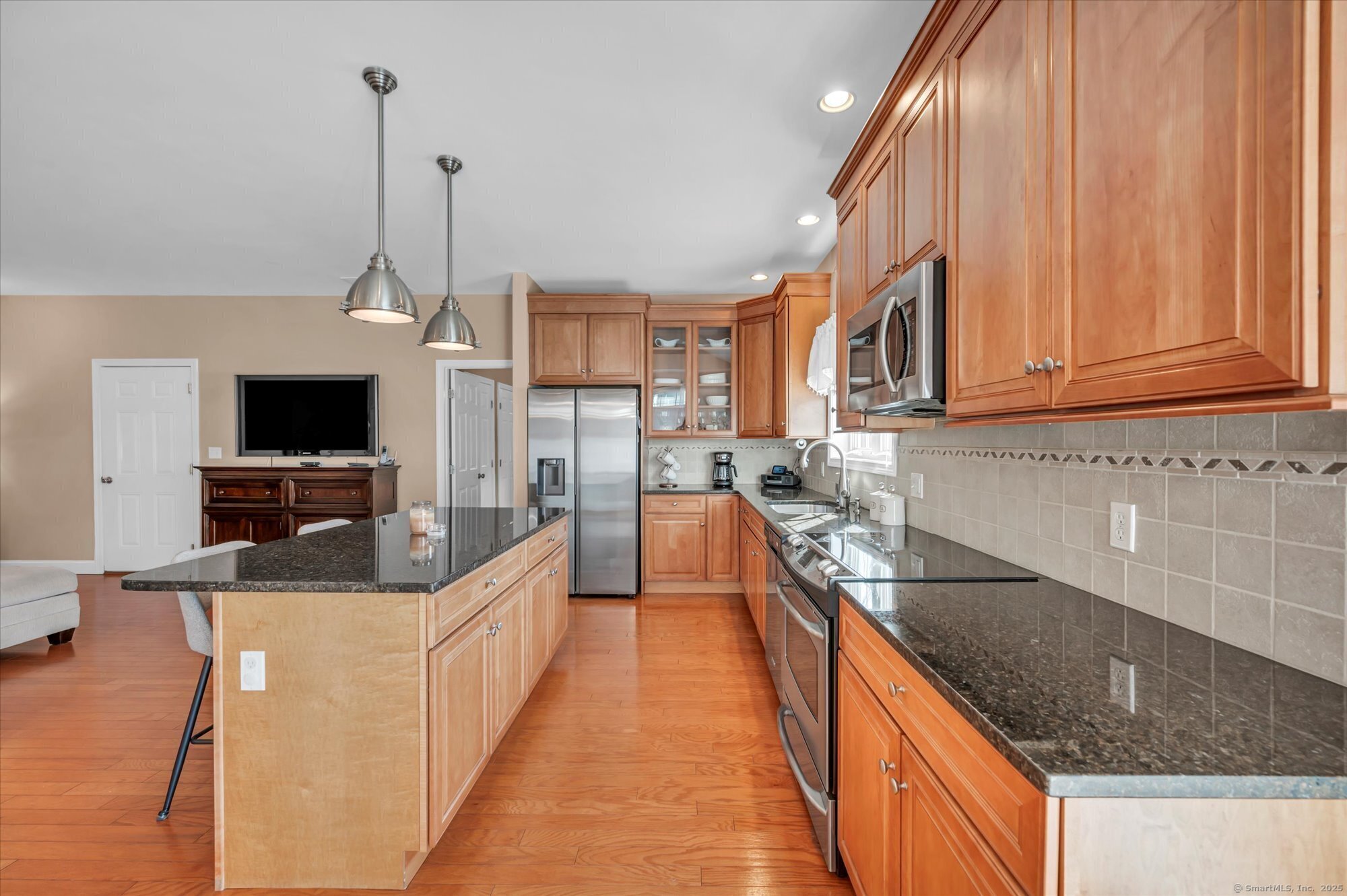 4 Pond View Circle #4, North Haven, Connecticut image 6