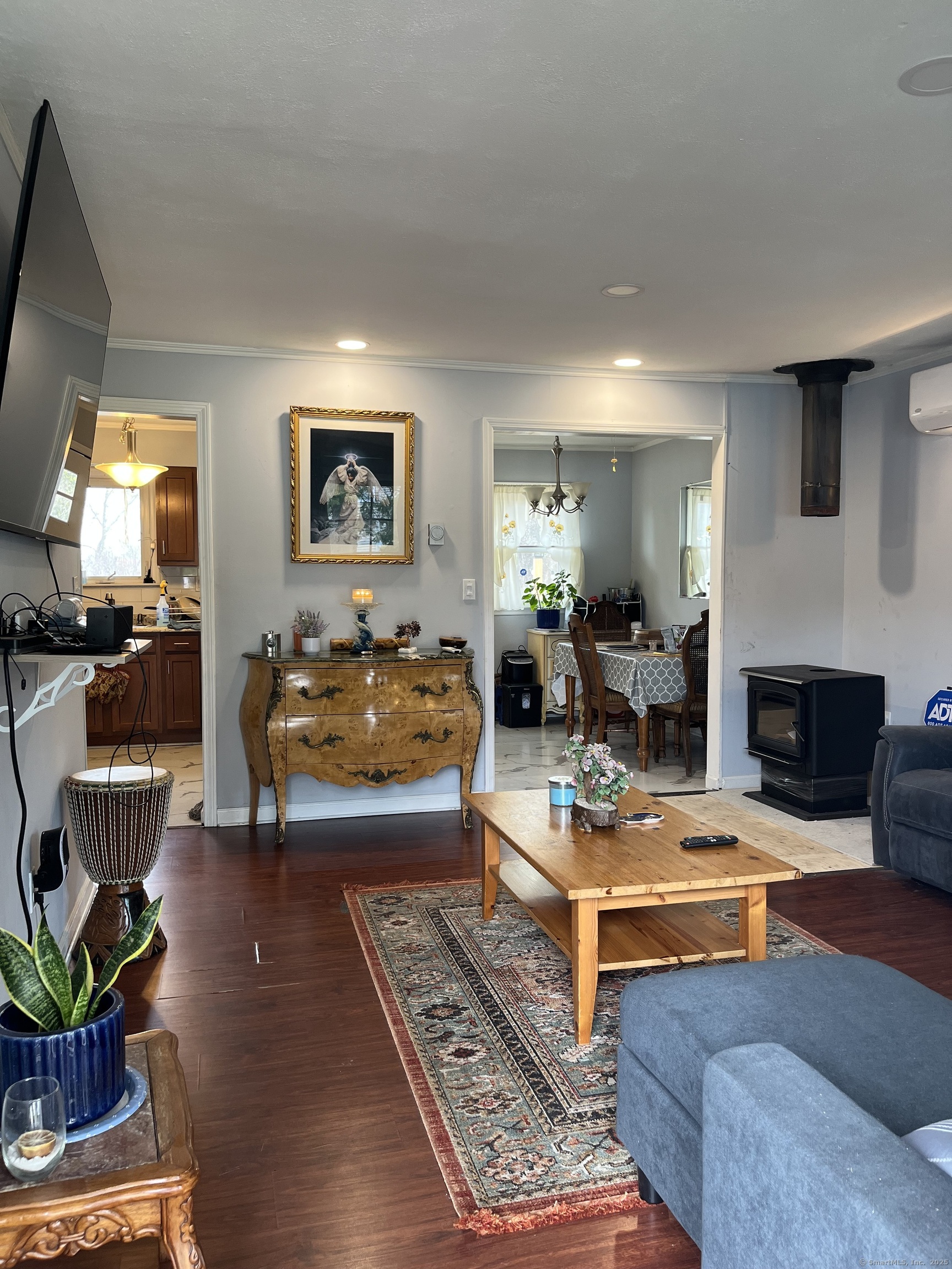 8 Cornfield Road, Waterbury, Connecticut image 3