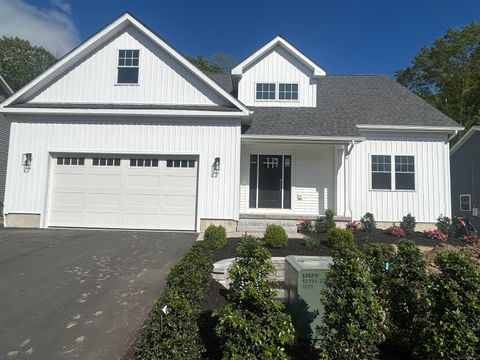 6 Kaatskill Lane East Lyme CT 06357