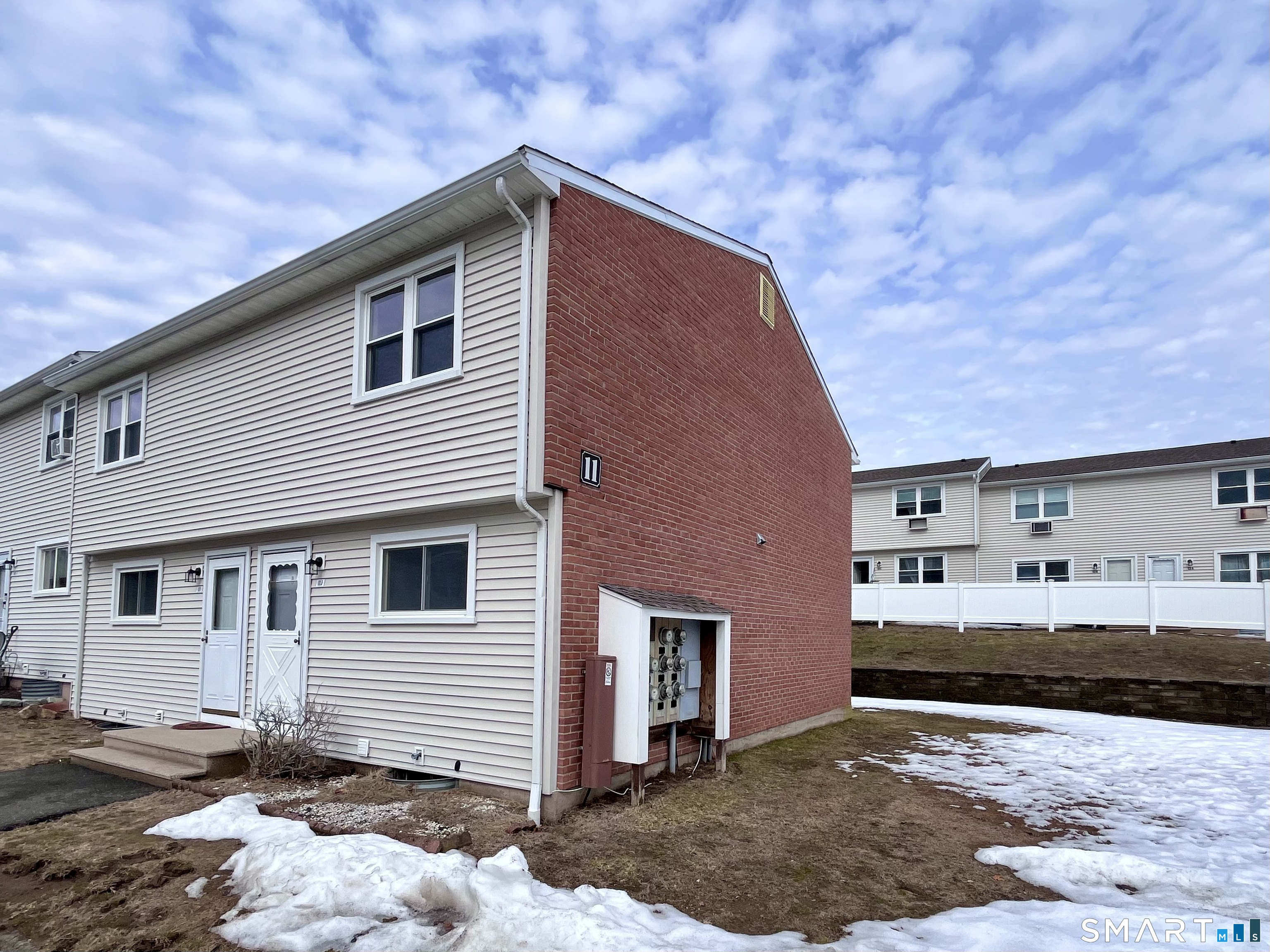 1081 New Haven Road 11J