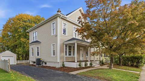 Photo of 16 Lockwood Terrace, West Hartford, CT 06119 (MLS # 24135904)