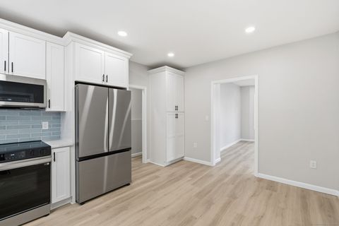 Tiny photo for 16 Lockwood Terrace, West Hartford, CT 06119 (MLS # 24135904)