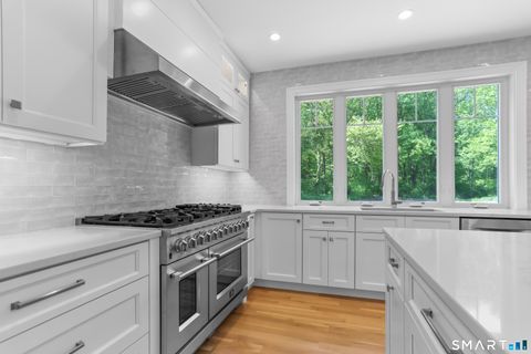 Tiny photo for 110 porters hill Road, Trumbull, CT 06611 (MLS # 24155322)