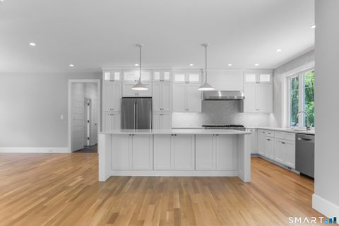 Tiny photo for 110 porters hill Road, Trumbull, CT 06611 (MLS # 24155322)