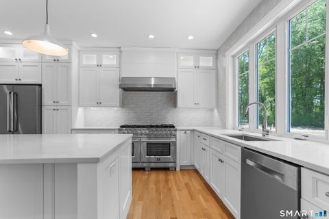 Tiny photo for 110 porters hill Road, Trumbull, CT 06611 (MLS # 24155322)