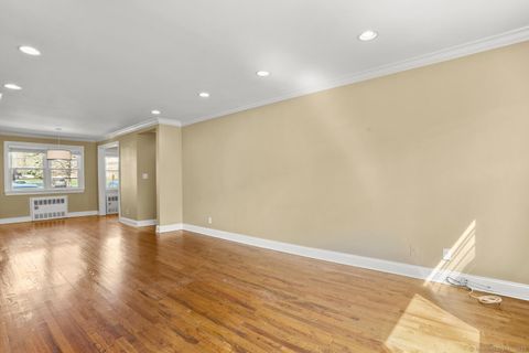 Tiny photo for 236 Glenbrook Road #13A, Stamford, CT 06906 (MLS # 24155940)