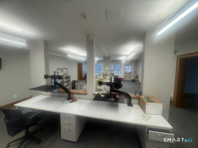 232 Williams Street East