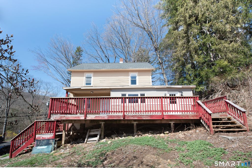 Photo of 178 Litchfield Street, Thomaston, CT 06787 (MLS # 24125579)